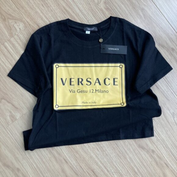 Authentic New Versace short sleeved t-shirt Black Size M L XL - Picture 1 of 6